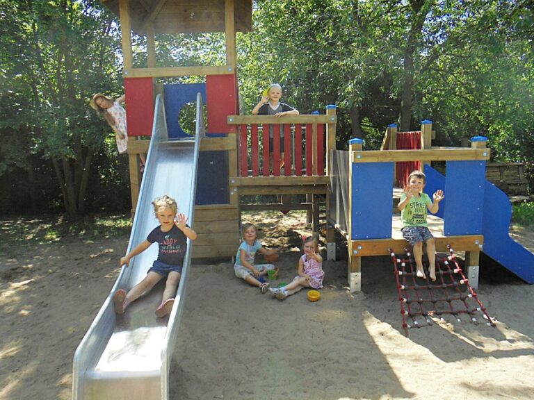 Unser-neues-Spielgeraet-768x576