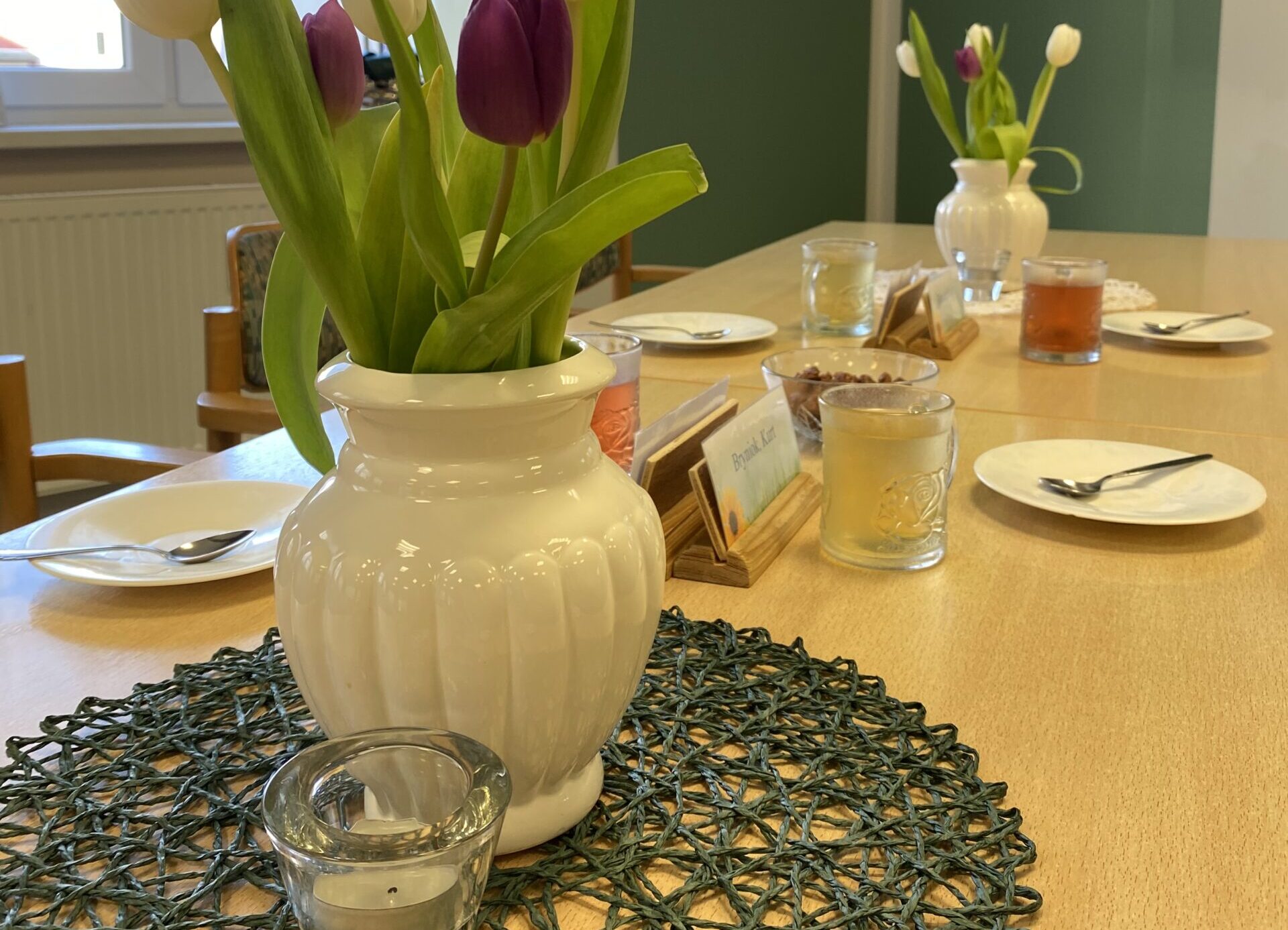 Gedeckter Tisch